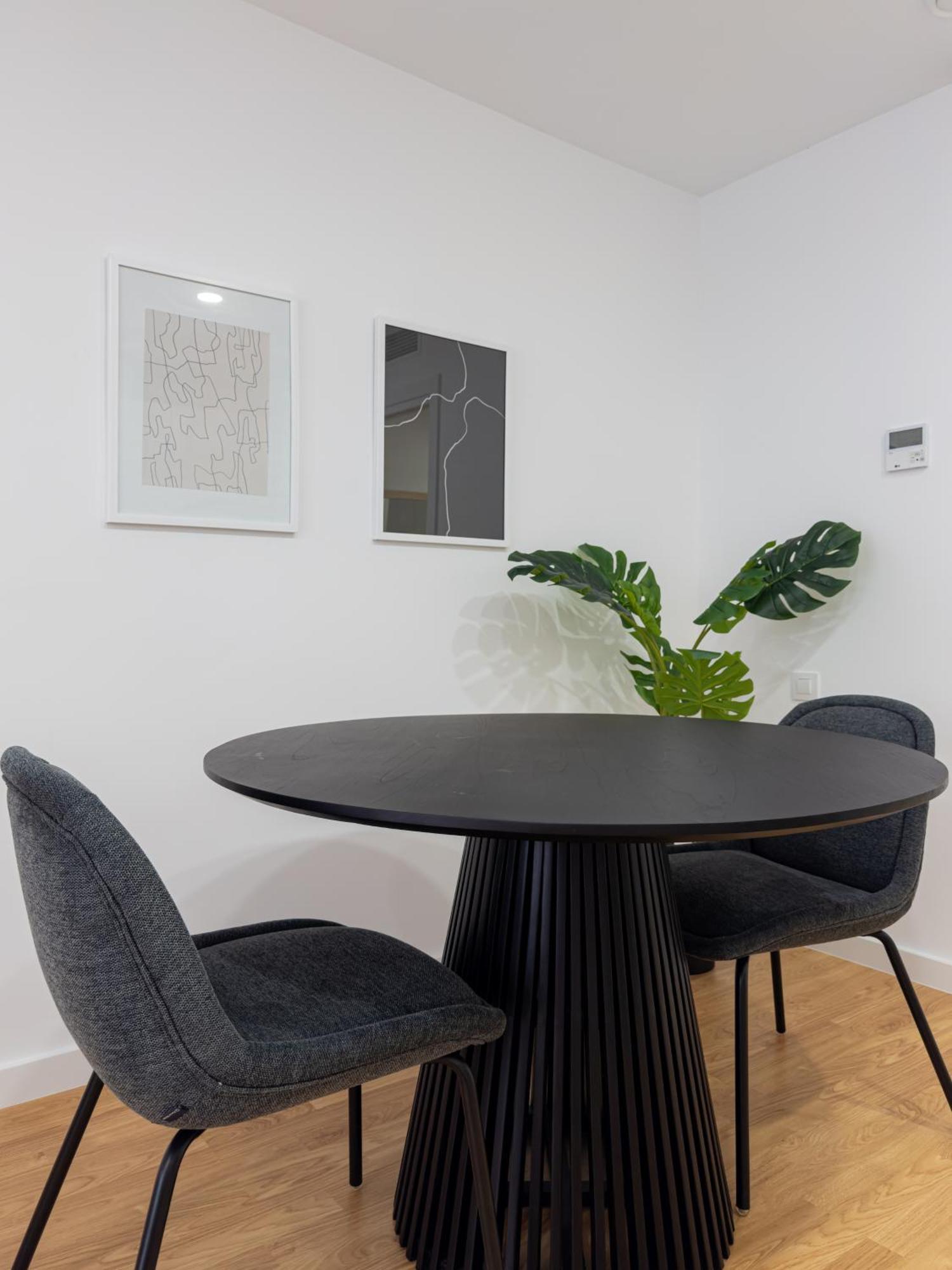 הוספיטלט דה יוברגאט Stay U-Nique Apartments Albeniz Bcn מראה חיצוני תמונה